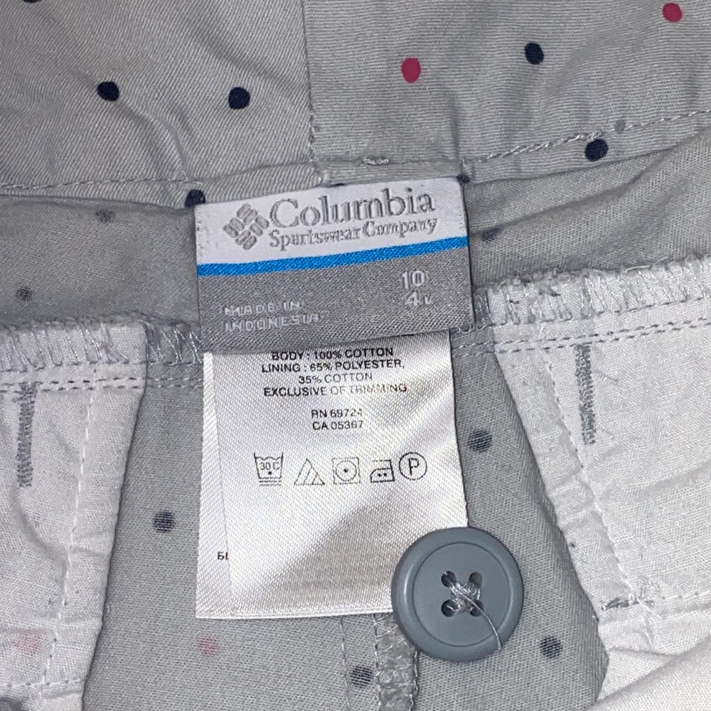 Columbia Gray Polka Dot Shorts - Picture 4 of 6